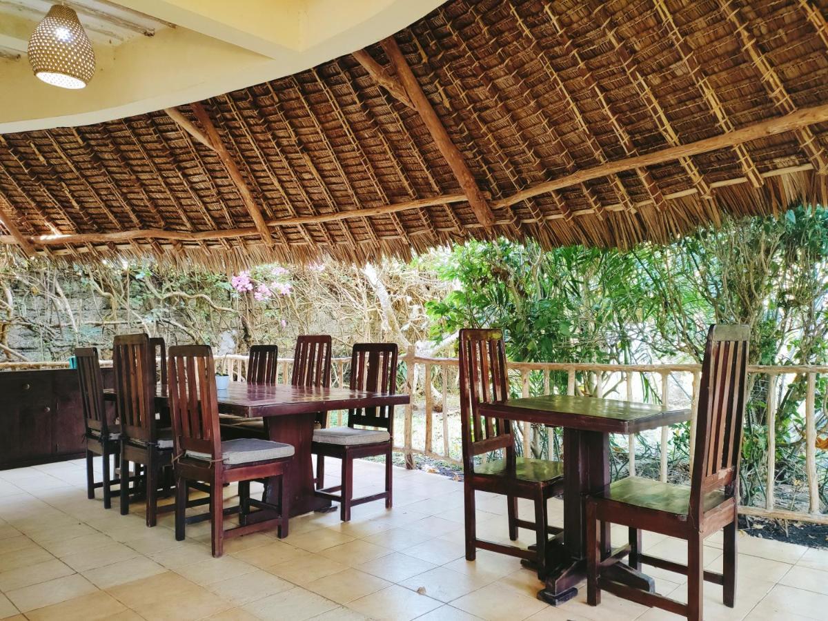 Upani In Diani Bed and Breakfast Diani Beach Εξωτερικό φωτογραφία