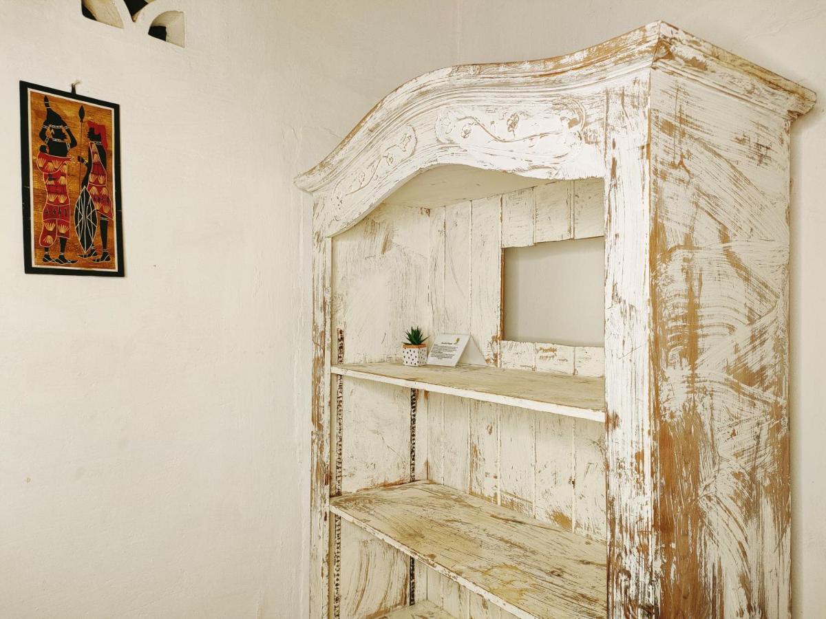 Upani In Diani Bed and Breakfast Diani Beach Εξωτερικό φωτογραφία