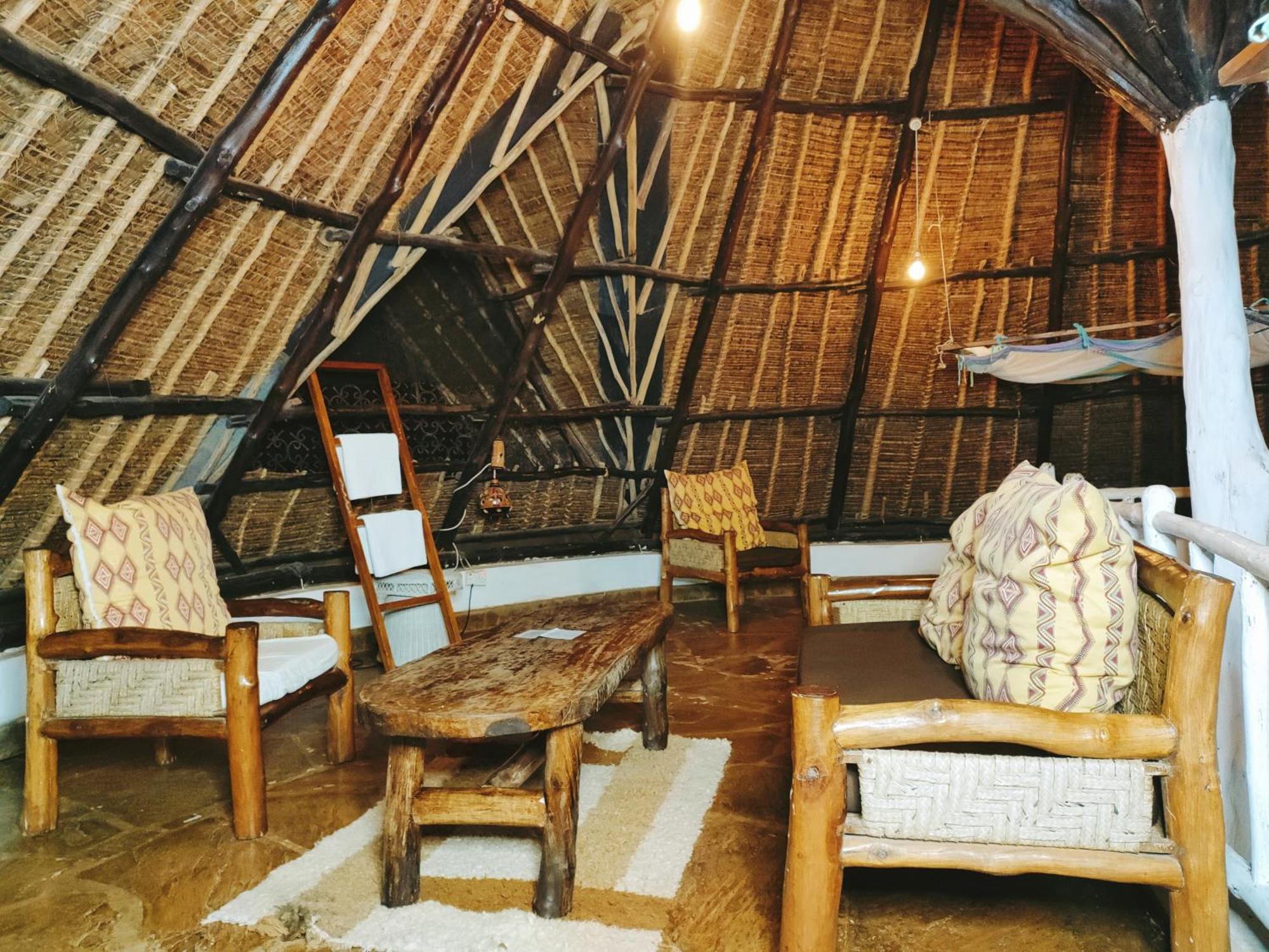 Upani In Diani Bed and Breakfast Diani Beach Εξωτερικό φωτογραφία