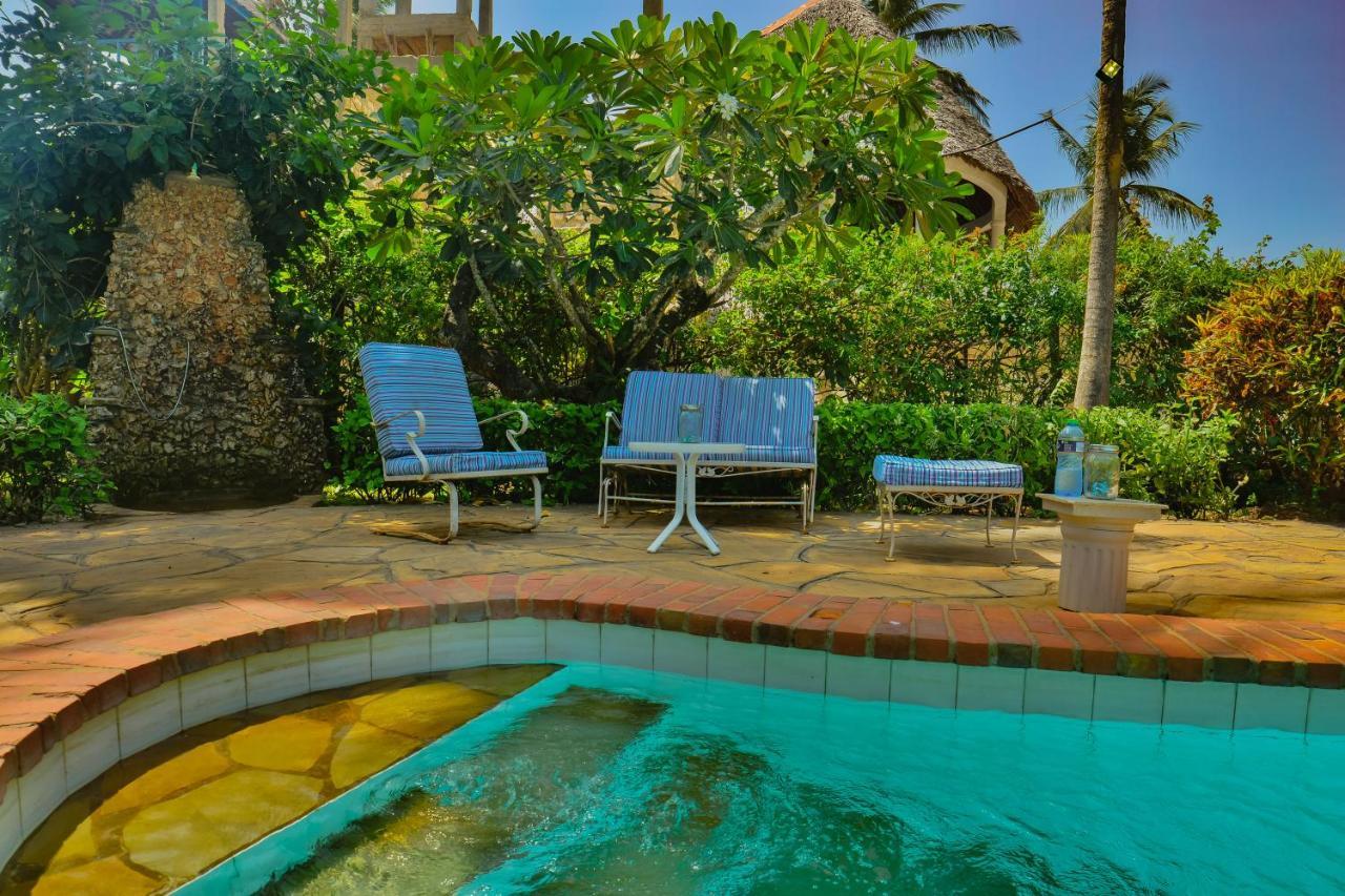 Upani In Diani Bed and Breakfast Diani Beach Εξωτερικό φωτογραφία