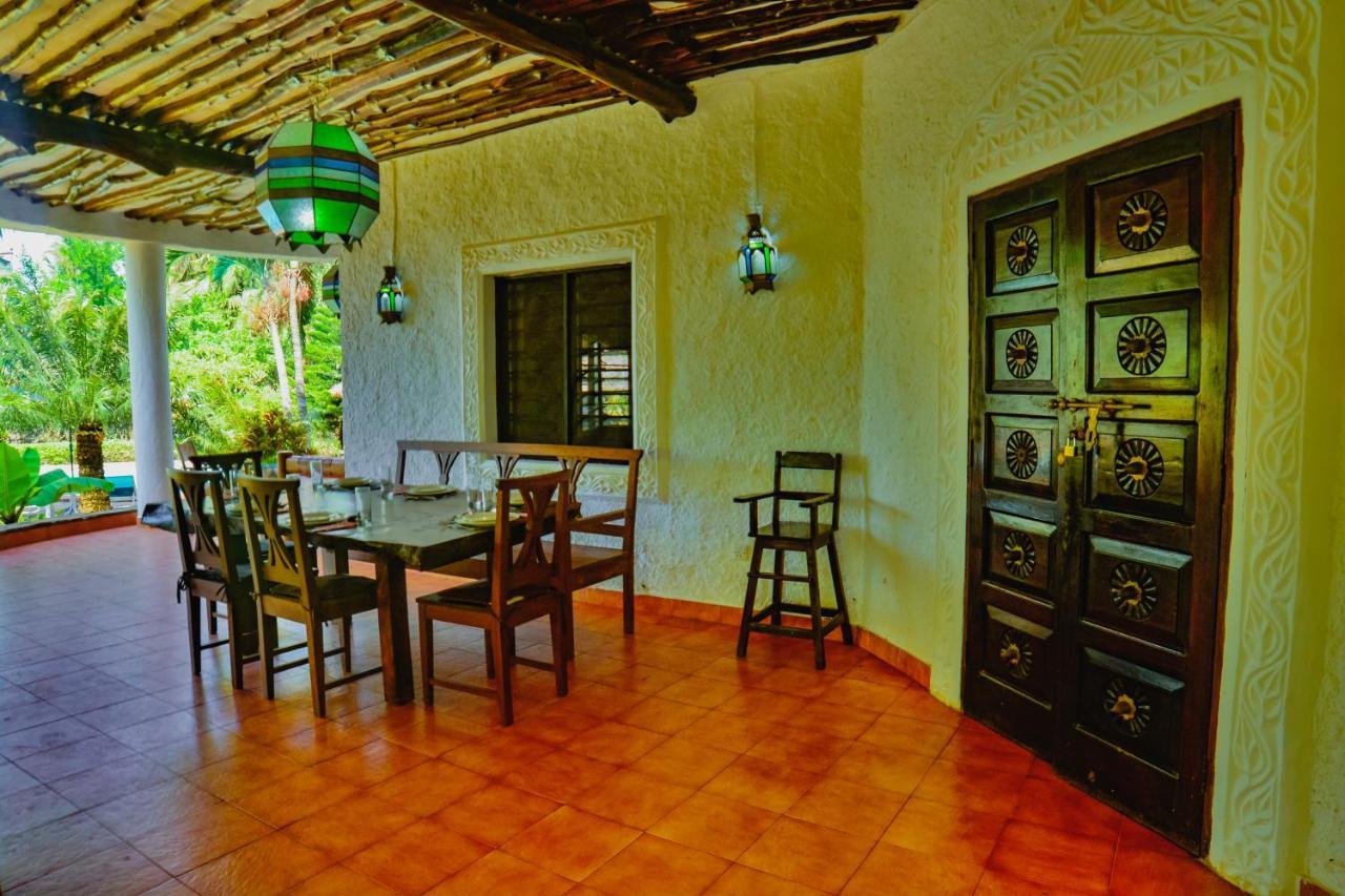 Upani In Diani Bed and Breakfast Diani Beach Εξωτερικό φωτογραφία