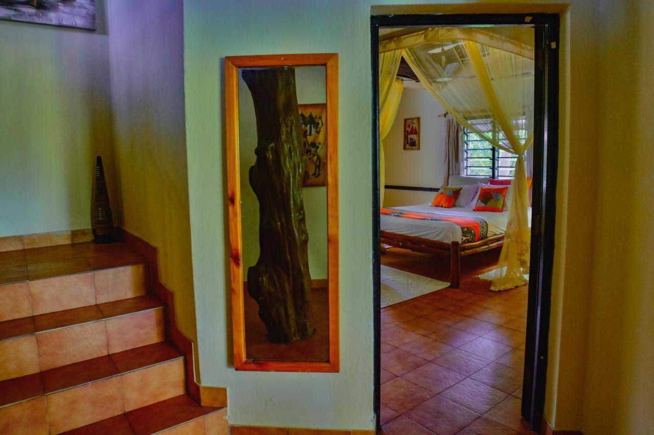 Upani In Diani Bed and Breakfast Diani Beach Εξωτερικό φωτογραφία